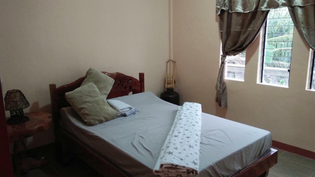 Anvel Homestay Basco Eksteriør billede