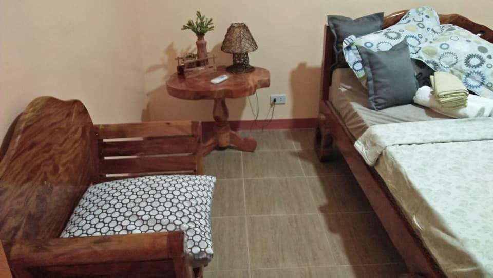 Anvel Homestay Basco Eksteriør billede